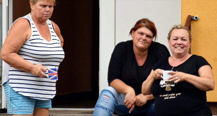 Eva_s_pomocnicemi_příměstský_tábor.jpg